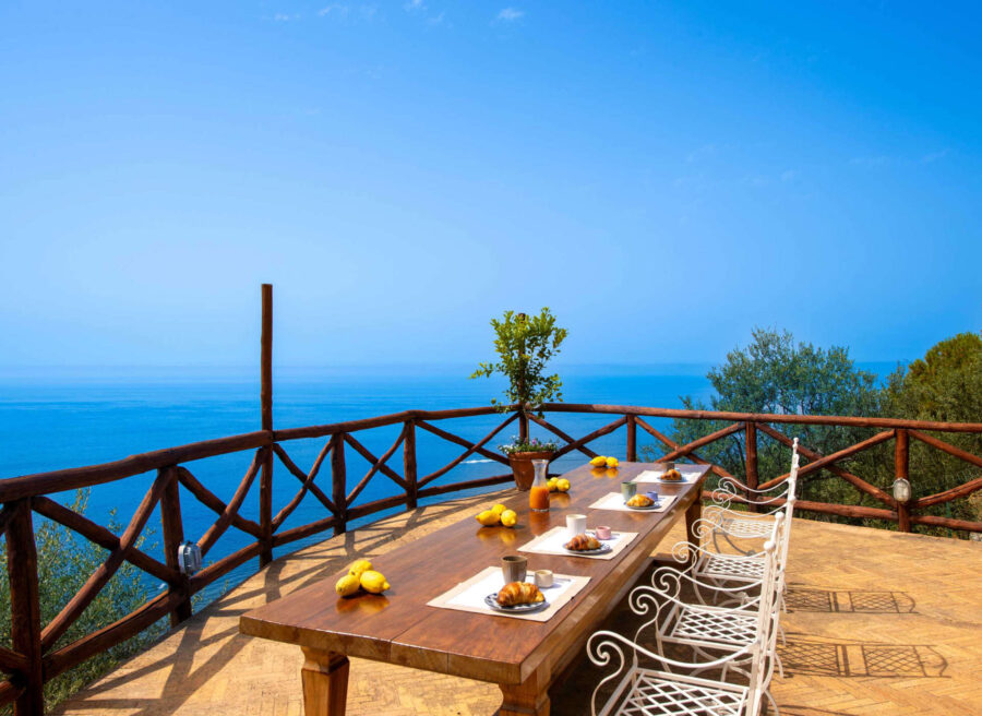 Panoramic terrace