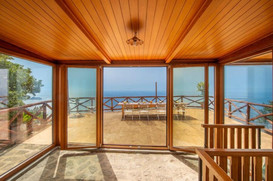 Panoramic terrace