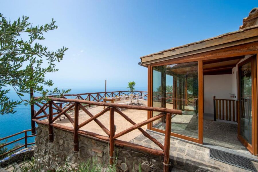 Panoramic terrace