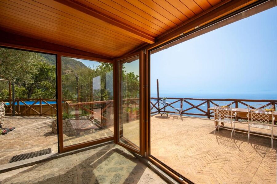 Panoramic terrace